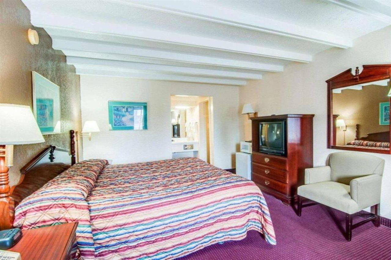 Rodeway Inn Galax Highway 58 Eksteriør bilde